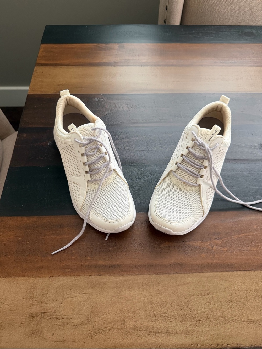 Vionic Light Cream Athletic Sneakers